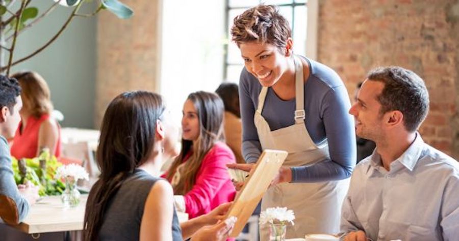 12 Ways To Deliver Outstanding Restaurant Customer Service