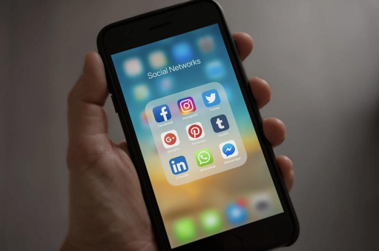 How to Promote Your Hospitality Business on Facebook?