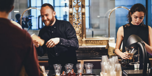 How Your Bar Staff Can Help with Marketing Your Venue